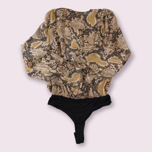 Superdown Aliza Snake Print Bodysuit - Picture 3 of 9
